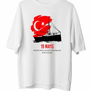 19 Mayıs Atatürk'ü Anma Gençlik ve Spor Bayramı Baskılı Oversize T-shirt - Beyaz 19 Mayıs Atatürk'ü Anma Gençlik ve Spor Bayramı Baskılı Oversize T-shirt - Beyaz