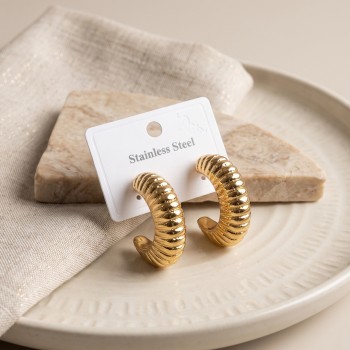 316L Çelik Gold Renk Bombeli Kroasan Model Küpe 316L Çelik Gold Renk Bombeli Kroasan Model Küpe