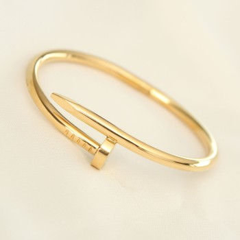 316L Çelik Gold Renk Çivi Model Bileklik 316L Çelik Gold Renk Çivi Model Bileklik