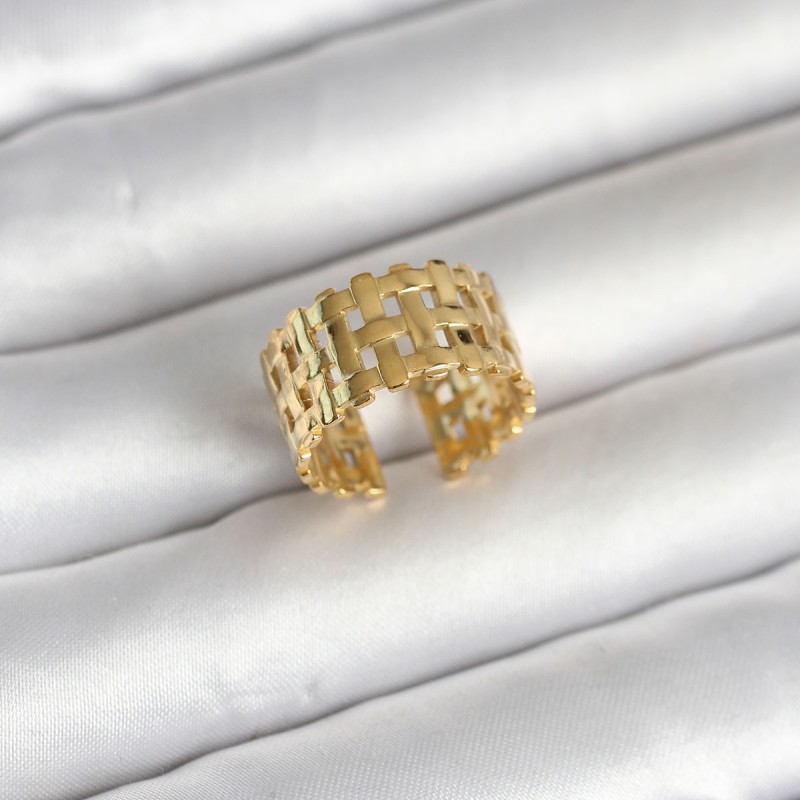 316L Çelik Gold Renk Hasır Model Kadın Yüzük 316L Çelik Gold Renk Hasır Model Kadın Yüzük