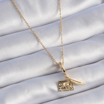 316L Çelik Gold Renk Kalp Detay Mektup Figür Charm Model Kadın Kolye 316L Çelik Gold Renk Kalp Detay Mektup Figür Charm Model Kadın Kolye