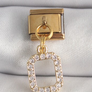 316L Çelik Gold Renk Sallantı Kare Zirkon Taşlı Nomination Charm 316L Çelik Gold Renk Sallantı Kare Zirkon Taşlı Nomination Charm