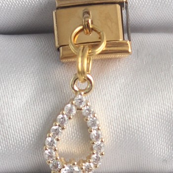 316L Çelik Gold Renk Sallantı Zirkon Taşlı Damla Model Nomination Charm 316L Çelik Gold Renk Sallantı Zirkon Taşlı Damla Model Nomination Charm