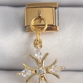 316L Çelik Gold Renk Sallantı Zirkon Taşlı Kar Tanesi Model Nomination Charm 316L Çelik Gold Renk Sallantı Zirkon Taşlı Kar Tanesi Model Nomination Charm