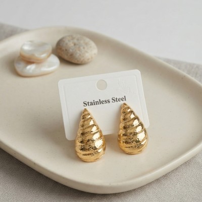 316L Çelik Gold Renk Vintage Damla Model Küpe
