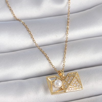 316L Çelik Gold Renk Zincir Zirkon Taşlı Açılır İncili Elmas Model Kadın Kolye 316L Çelik Gold Renk Zincir Zirkon Taşlı Açılır İncili Elmas Model Kadın Kolye