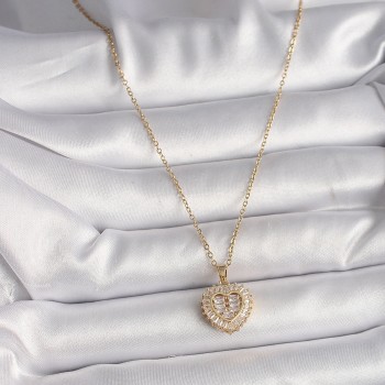 316L Çelik Gold Renk Zincir Zirkon Taşlı Kalp Model Kadın Kolye 316L Çelik Gold Renk Zincir Zirkon Taşlı Kalp Model Kadın Kolye