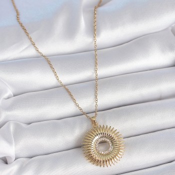 316L Çelik Gold Renk Zincir Zirkon Taşlı Nova Yıldız Model Kadın Kolye 316L Çelik Gold Renk Zincir Zirkon Taşlı Nova Yıldız Model Kadın Kolye