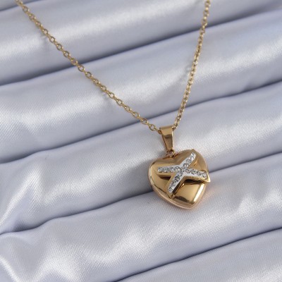 316L Çelik Gold Renk Zirkon Detay Kalp Model Kadın Kolye 316L Çelik Gold Renk Zirkon Detay Kalp Model Kadın Kolye