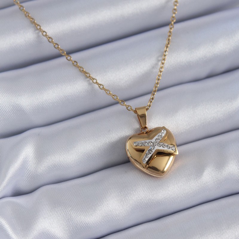 316L Çelik Gold Renk Zirkon Detay Kalp Model Kadın Kolye 316L Çelik Gold Renk Zirkon Detay Kalp Model Kadın Kolye