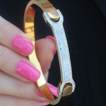 316L Çelik Gold Renk Zirkon Taşlı Kadın Kelepçe 316L Çelik Gold Renk Zirkon Taşlı Kadın Kelepçe