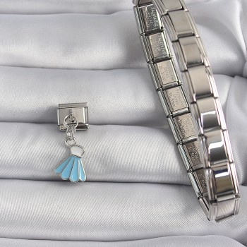 316L Çelik Gümüş Renk Mavi Renk Sallantı Elbise Model Nomination Charm 316L Çelik Gümüş Renk Mavi Renk Sallantı Elbise Model Nomination Charm