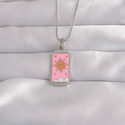316L Çelik Gümüş Renk Pembe Mineli Güneş Model Tarot Kolye 316L Çelik Gümüş Renk Pembe Mineli Güneş Model Tarot Kolye