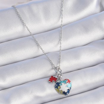 316L Çelik Gümüş Renk Yapboz Motif Kalp Figür Charm Model Kadın Kolye 316L Çelik Gümüş Renk Yapboz Motif Kalp Figür Charm Model Kadın Kolye