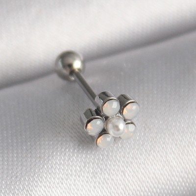 316L Çelik Gümüş Renk Zirkon Taşlı Çiçek Model Tragus Piercing 316L Çelik Gümüş Renk Zirkon Taşlı Çiçek Model Tragus Piercing