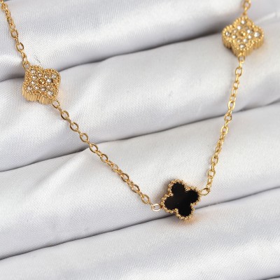 316L Çelik Zincir Gold Renk Siyah ve Zirkon Taşlı Baby Boy Yonca Kadın Kolye 316L Çelik Zincir Gold Renk Siyah ve Zirkon Taşlı Baby Boy Yonca Kadın Kolye