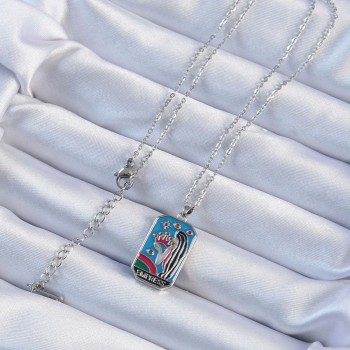 316L Çelik Zincir Gümüş Renk Taç ve Kız Figürlü Renkli Mineli Tarot Kolye 316L Çelik Zincir Gümüş Renk Taç ve Kız Figürlü Renkli Mineli Tarot Kolye