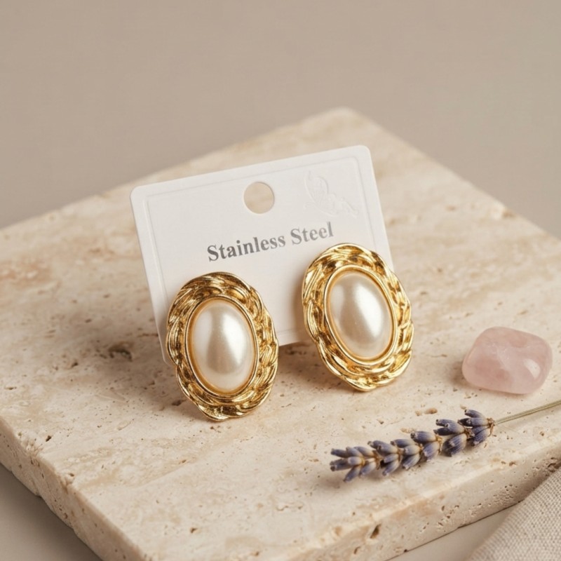 316L Gold Renk Gold Renk Vintage Beyaz İncili Model Küpe 316L Gold Renk Gold Renk Vintage Beyaz İncili Model Küpe