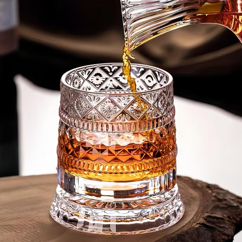360 Derece Dönen Bardak - 280 ml - Kristal Cam 360 Derece Dönen Bardak - 280 ml - Kristal Cam