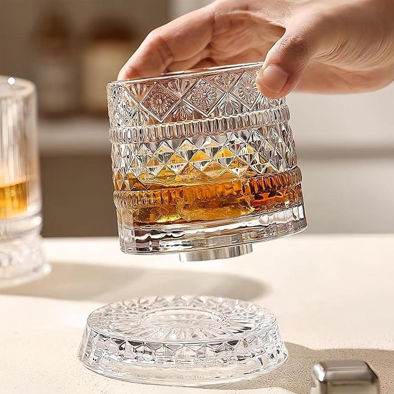 360 Derece Dönen Bardak - 280 ml - Kristal Cam 360 Derece Dönen Bardak - 280 ml - Kristal Cam