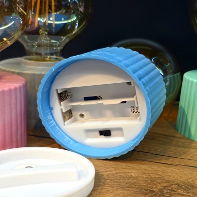 Ampul Tasarımlı Retro Masa Lambası Ampul Tasarımlı Retro Masa Lambası