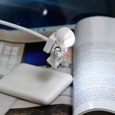 Astronot USB Gece Lambası Astronot USB Gece Lambası