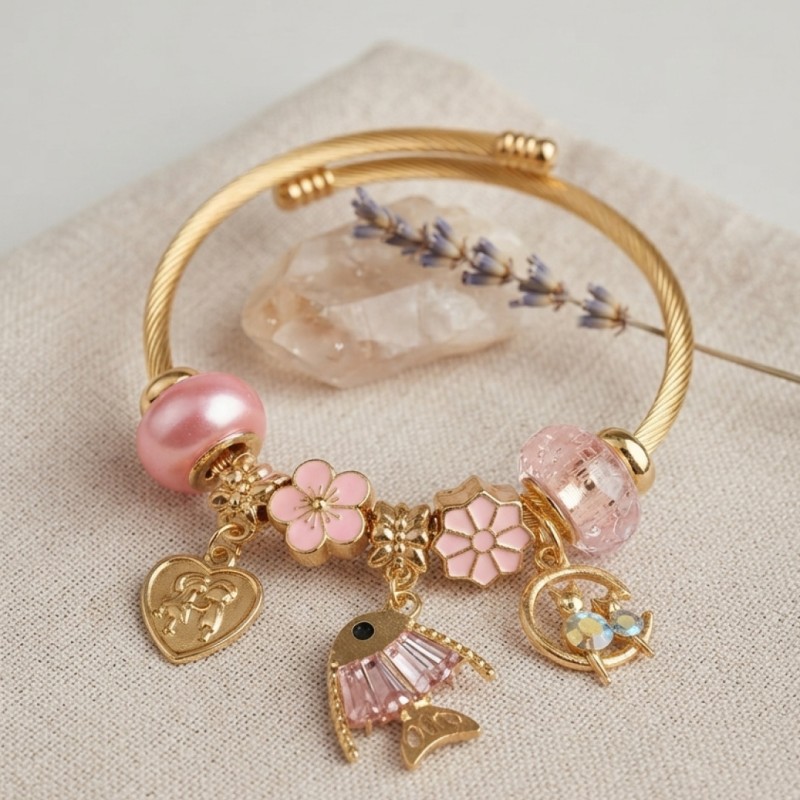 Balık Charmlı Pembe Renk Gold Bileklik Balık Charmlı Pembe Renk Gold Bileklik
