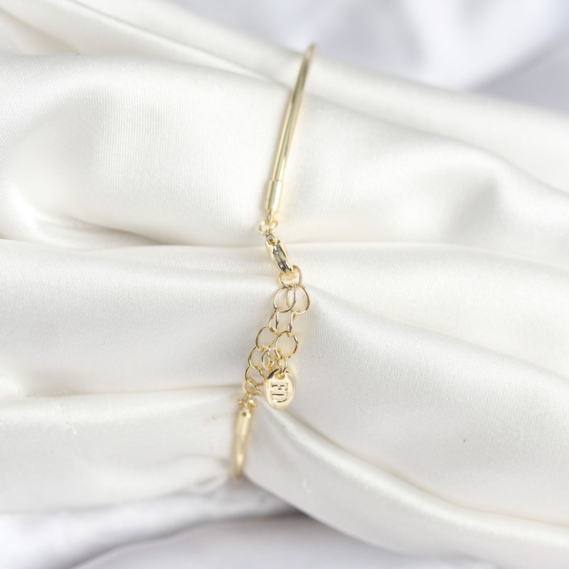 Beyaz Sedefli Yonca Model Gold Renk Kadın Bileklik Beyaz Sedefli Yonca Model Gold Renk Kadın Bileklik