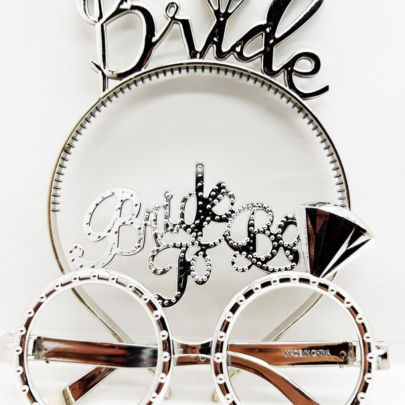Bride Yazılı Taç ve Bride To Be Yazılı Gözlük Seti Gümüş Renk Bride Yazılı Taç ve Bride To Be Yazılı Gözlük Seti Gümüş Renk
