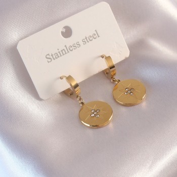 Çelik Gold Renk Kutup Yıldızı İşleme Zirkon Taşlı Kadın Küpe Çelik Gold Renk Kutup Yıldızı İşleme Zirkon Taşlı Kadın Küpe