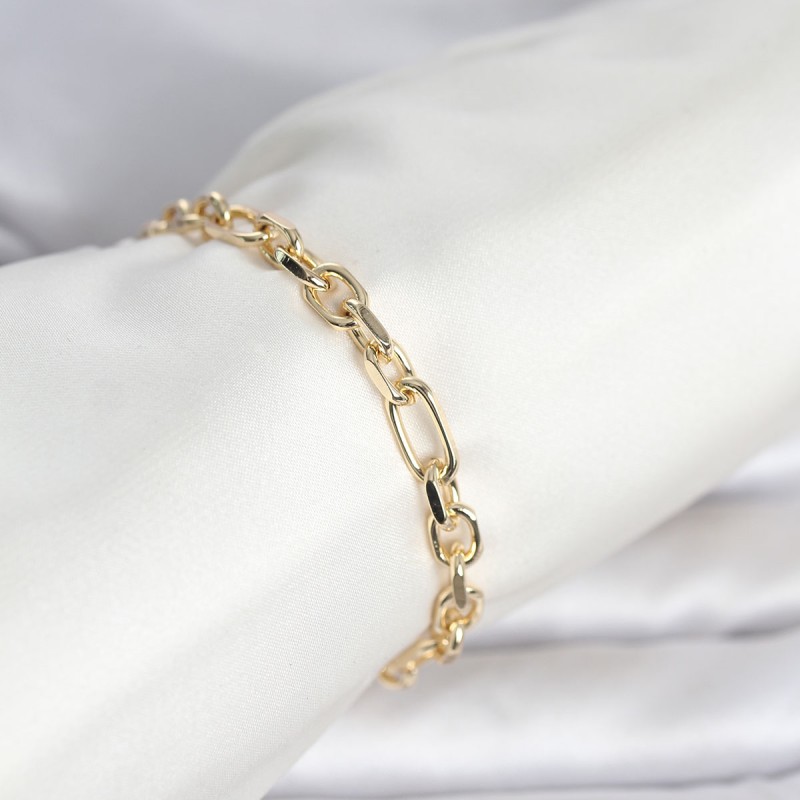 CM 14K Gold Renk Kalın Zincir Model Kadın Bileklik CM 14K Gold Renk Kalın Zincir Model Kadın Bileklik