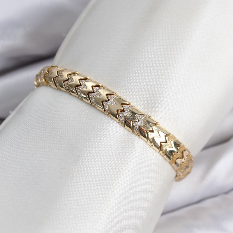 CM Kalın Yılan Model Zirkon Taşlı VIP Seri Gold Renk Pirinç Kadın Bileklik CM Kalın Yılan Model Zirkon Taşlı VIP Seri Gold Renk Pirinç Kadın Bileklik