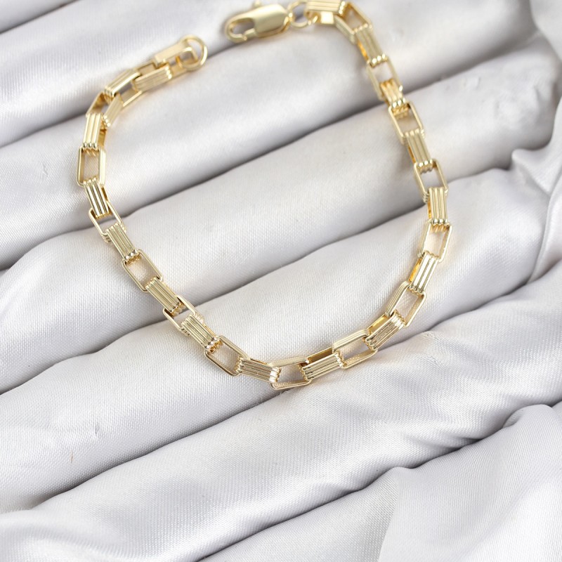 CM Kare Halka Model Gold Renk Pirinç Kadın Bileklik