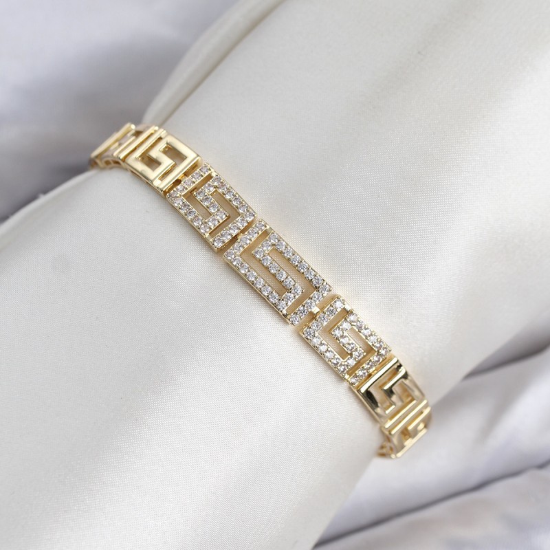 CM Labirent Model Zirkon Taşlı VIP Seri Gold Renk Pirinç Kadın Bileklik CM Labirent Model Zirkon Taşlı VIP Seri Gold Renk Pirinç Kadın Bileklik