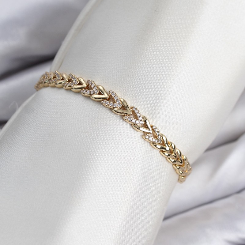 CM Model Zirkon Taşlı VIP Seri Gold Renk Pirinç Kadın Bileklik CM Model Zirkon Taşlı VIP Seri Gold Renk Pirinç Kadın Bileklik