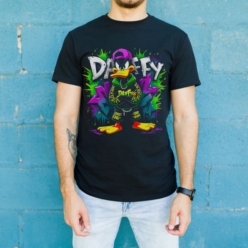 Daffy Duck Graffiti Baskılı Unisex Siyah Tişört - 24/1 Penye Pamuklu Daffy Duck Graffiti Baskılı Unisex Siyah Tişört - 24/1 Penye Pamuklu