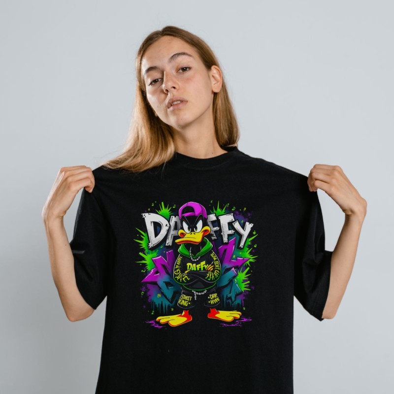Daffy Duck Graffiti Baskılı Unisex Siyah Tişört - 24/1 Penye Pamuklu Daffy Duck Graffiti Baskılı Unisex Siyah Tişört - 24/1 Penye Pamuklu