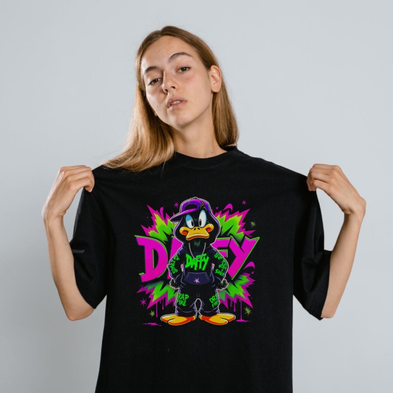 Daffy Duck Graffiti Baskılı Unisex Siyah Tişört - 24/1 Penye Pamuklu Daffy Duck Graffiti Baskılı Unisex Siyah Tişört - 24/1 Penye Pamuklu