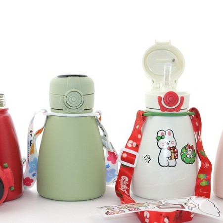 Dijital Göstergeli Çift Katmanlı Termos Suluk 500 Ml Dijital Göstergeli Çift Katmanlı Termos Suluk 500 Ml