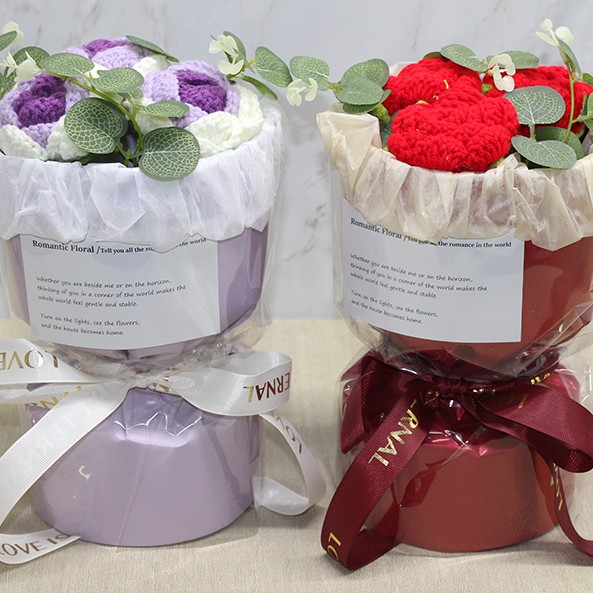 El Örgüsü Romantik Gül Buketi El Örgüsü Romantik Gül Buketi