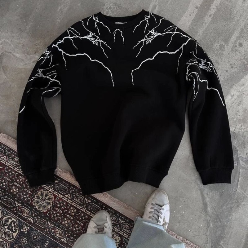 Erkek 3 iplik pamuklu Yıldırım Baskılı Bisiklet Yaka SweatShirt - Siyah Erkek 3 iplik pamuklu Yıldırım Baskılı Bisiklet Yaka SweatShirt - Siyah