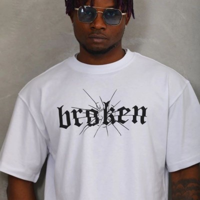 Erkek Baskılı T-Shirt Kısa Kol Bisiklet Yaka Regular Fit Rahat Kalıp Günlük Tişört - Beyaz Erkek Baskılı T-Shirt Kısa Kol Bisiklet Yaka Regular Fit Rahat Kalıp Günlük Tişört - Beyaz