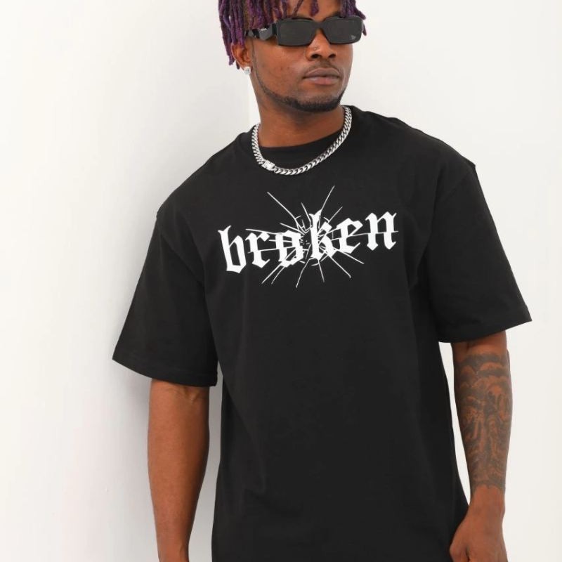Erkek Baskılı T-Shirt Kısa Kol Bisiklet Yaka Regular Fit Rahat Kalıp Günlük Tişört - Siyah Erkek Baskılı T-Shirt Kısa Kol Bisiklet Yaka Regular Fit Rahat Kalıp Günlük Tişört - Siyah