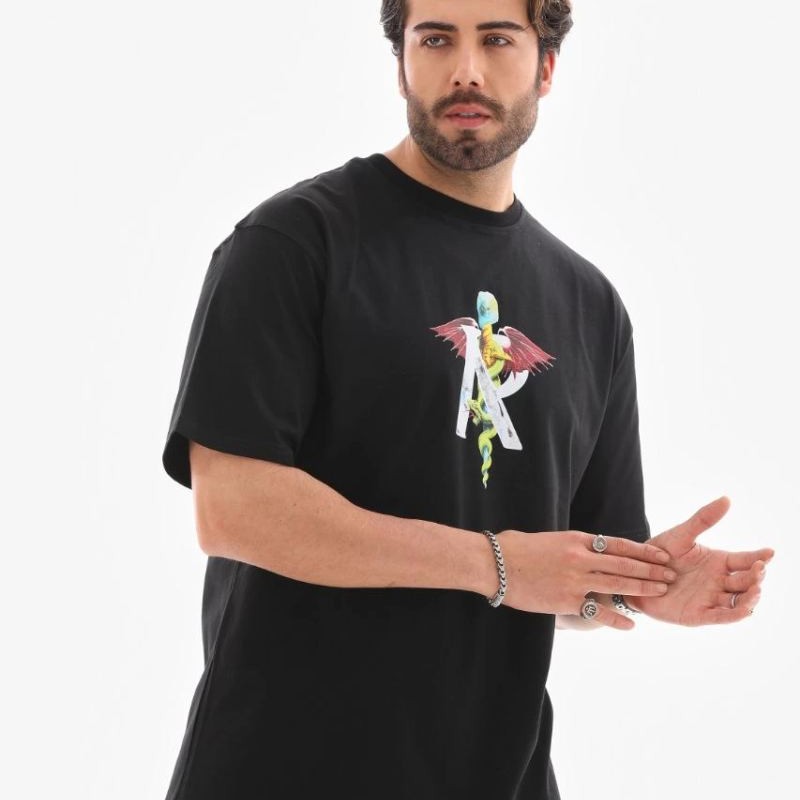Erkek Baskılı T-Shirt Kısa Kol Bisiklet Yaka Regular Fit Rahat Kalıp Tişört - Siyah Erkek Baskılı T-Shirt Kısa Kol Bisiklet Yaka Regular Fit Rahat Kalıp Tişört - Siyah