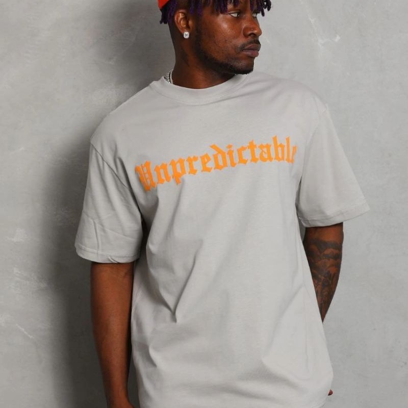 Erkek Baskılı Tişört Kısa Kol Bisiklet Yaka Oversize T-Shirt - Gri Erkek Baskılı Tişört Kısa Kol Bisiklet Yaka Oversize T-Shirt - Gri