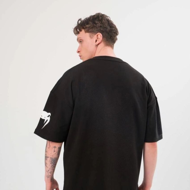 Erkek Kısa Kol Tişört Göğüs ve Kol Bisiklet Yaka Baskılı T-Shirt - Siyah Erkek Kısa Kol Tişört Göğüs ve Kol Bisiklet Yaka Baskılı T-Shirt - Siyah