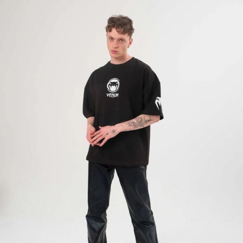 Erkek Kısa Kol Tişört Göğüs ve Kol Bisiklet Yaka Baskılı T-Shirt - Siyah Erkek Kısa Kol Tişört Göğüs ve Kol Bisiklet Yaka Baskılı T-Shirt - Siyah