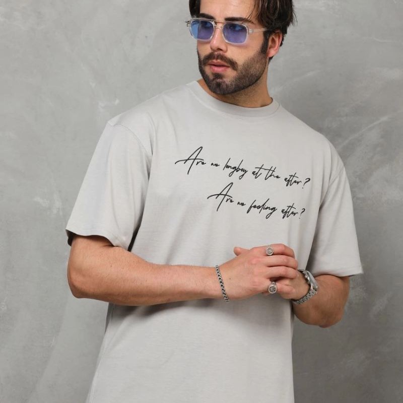 Erkek Kısa Kol Yazlık Tişört Bisiklet Yaka Baskılı Oversize T-Shirt - Gri Erkek Kısa Kol Yazlık Tişört Bisiklet Yaka Baskılı Oversize T-Shirt - Gri