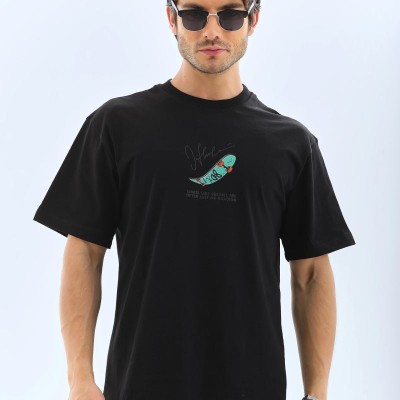 Erkek Kısa Kol Yazlık Tişört Bisiklet Yaka Baskılı Oversize T-Shirt - Siyah Erkek Kısa Kol Yazlık Tişört Bisiklet Yaka Baskılı Oversize T-Shirt - Siyah