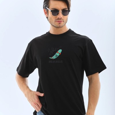 Erkek Kısa Kol Yazlık Tişört Bisiklet Yaka Baskılı Oversize T-Shirt - Siyah Erkek Kısa Kol Yazlık Tişört Bisiklet Yaka Baskılı Oversize T-Shirt - Siyah